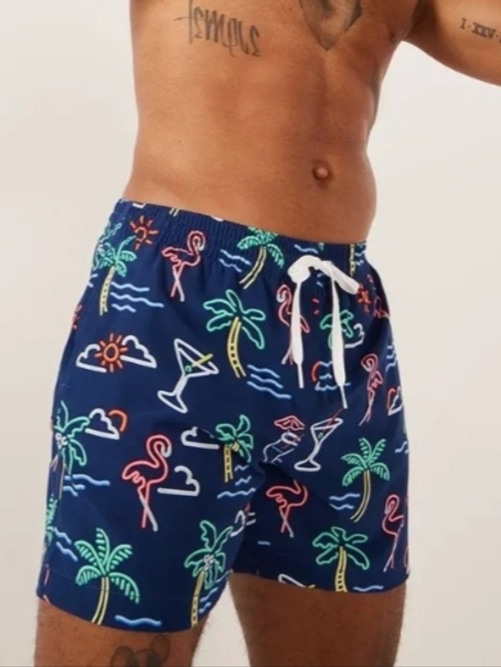 Chubbies The Neon Lights Navy Multi 4" Swim Trunks Men's Small